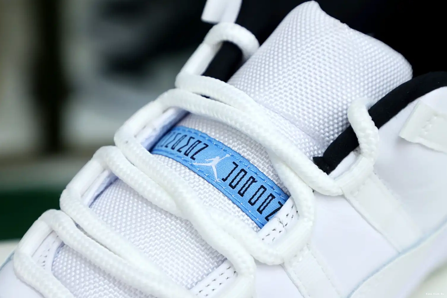 AIR JORDAN RETRO Kimikick LOW 11 BLUE LEGEND 0718